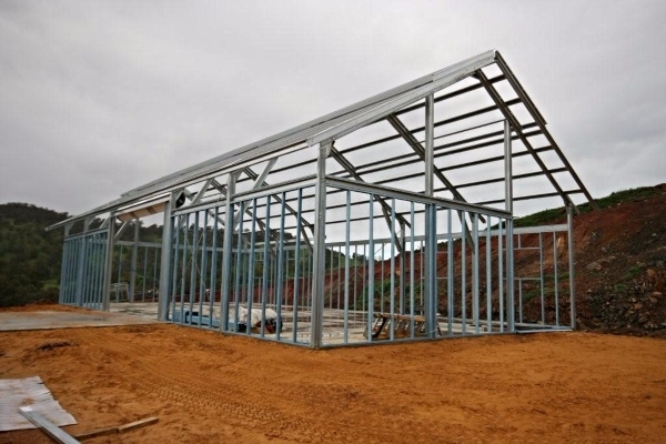 Post-Frame Buildings vs. Steel-Frame Buildings: Which is Better?